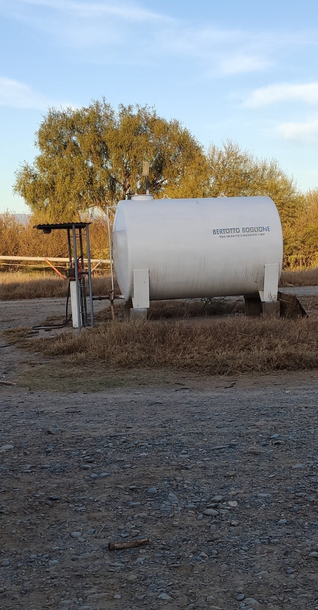 Campo de 3000 ha.